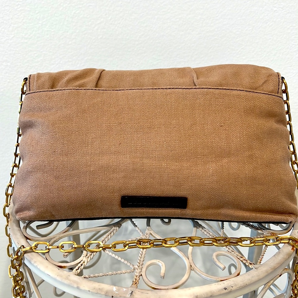 Crossed body purse or clutch. BCBG MAXAZRIA. - Picture 3 of 4